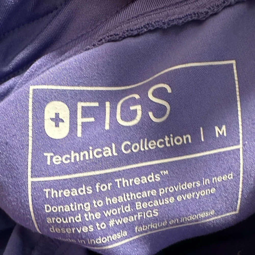 Figs Women's V-Neck Short Sleeve and Jogger Pants - Purple - Picture 4 of 4